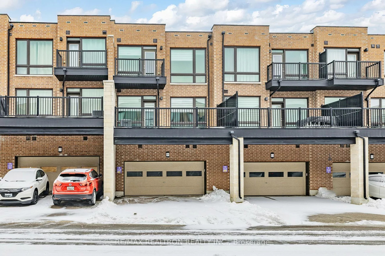 9, Breyworth, Victoria Square, Markham