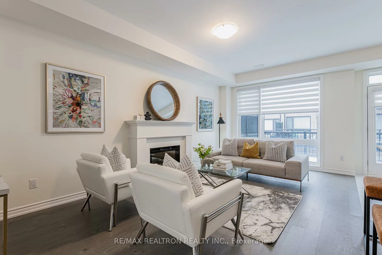 9, Breyworth, Victoria Square, Markham