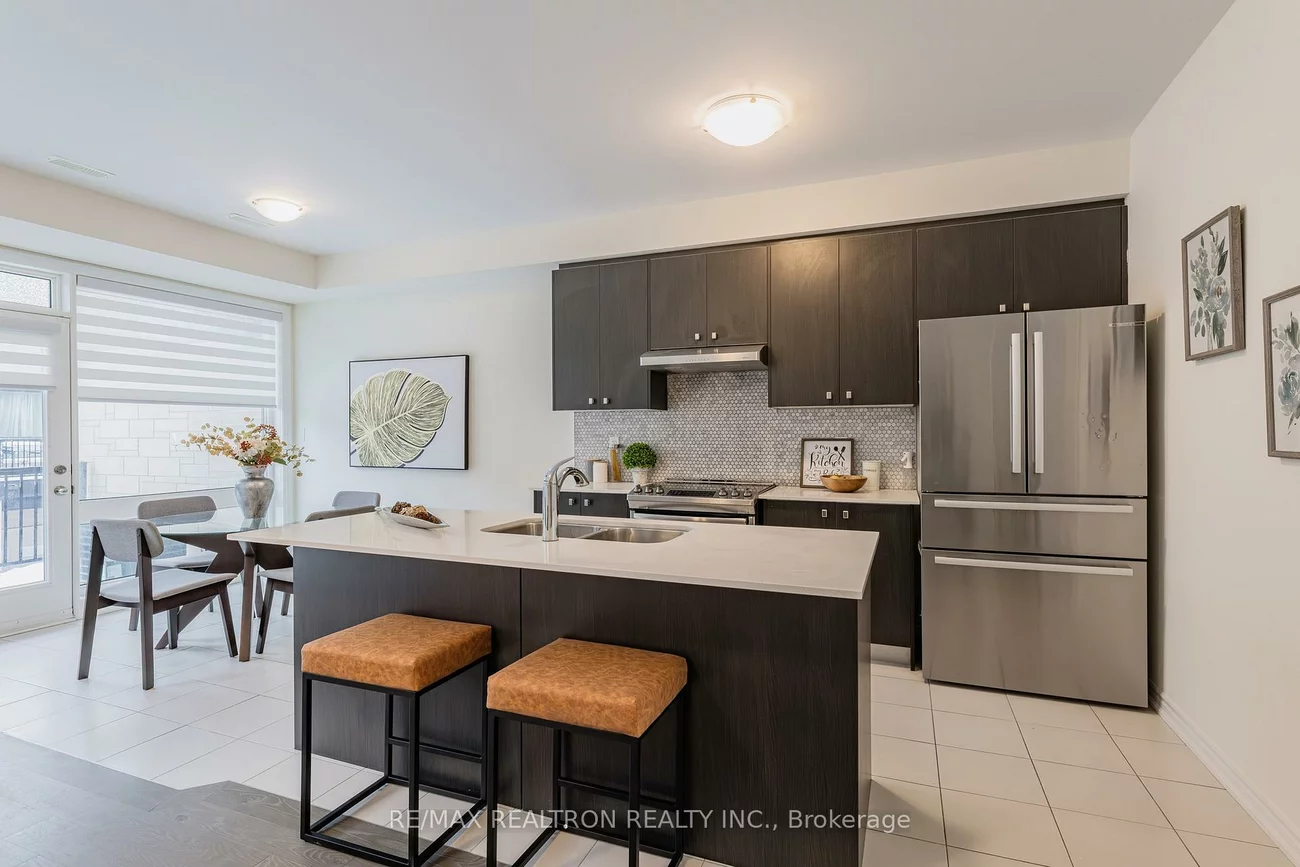 9, Breyworth, Victoria Square, Markham