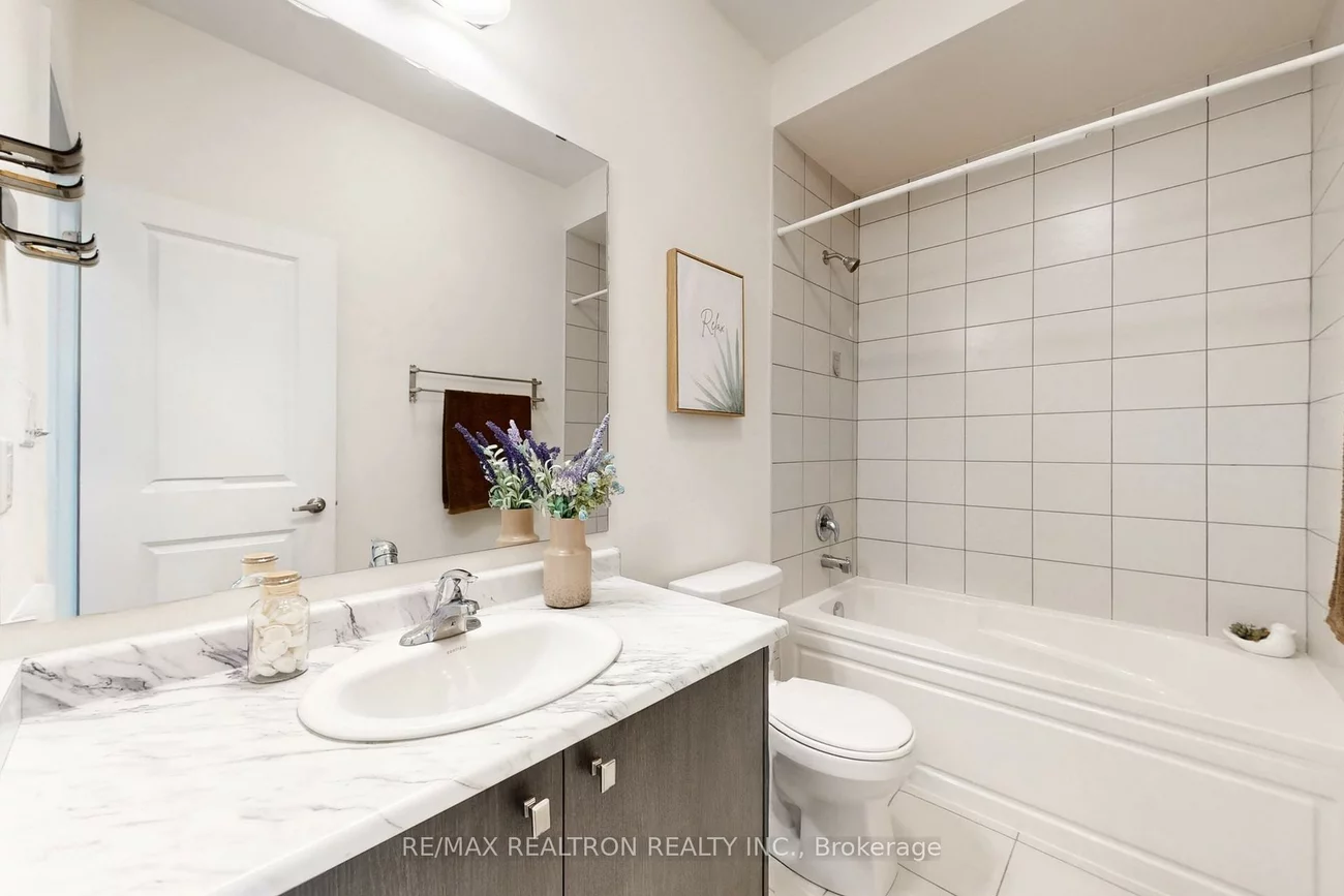 9, Breyworth, Victoria Square, Markham