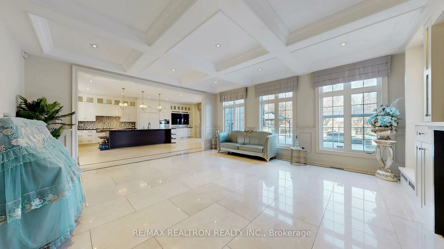 16, Rinas, Victoria Square, Markham