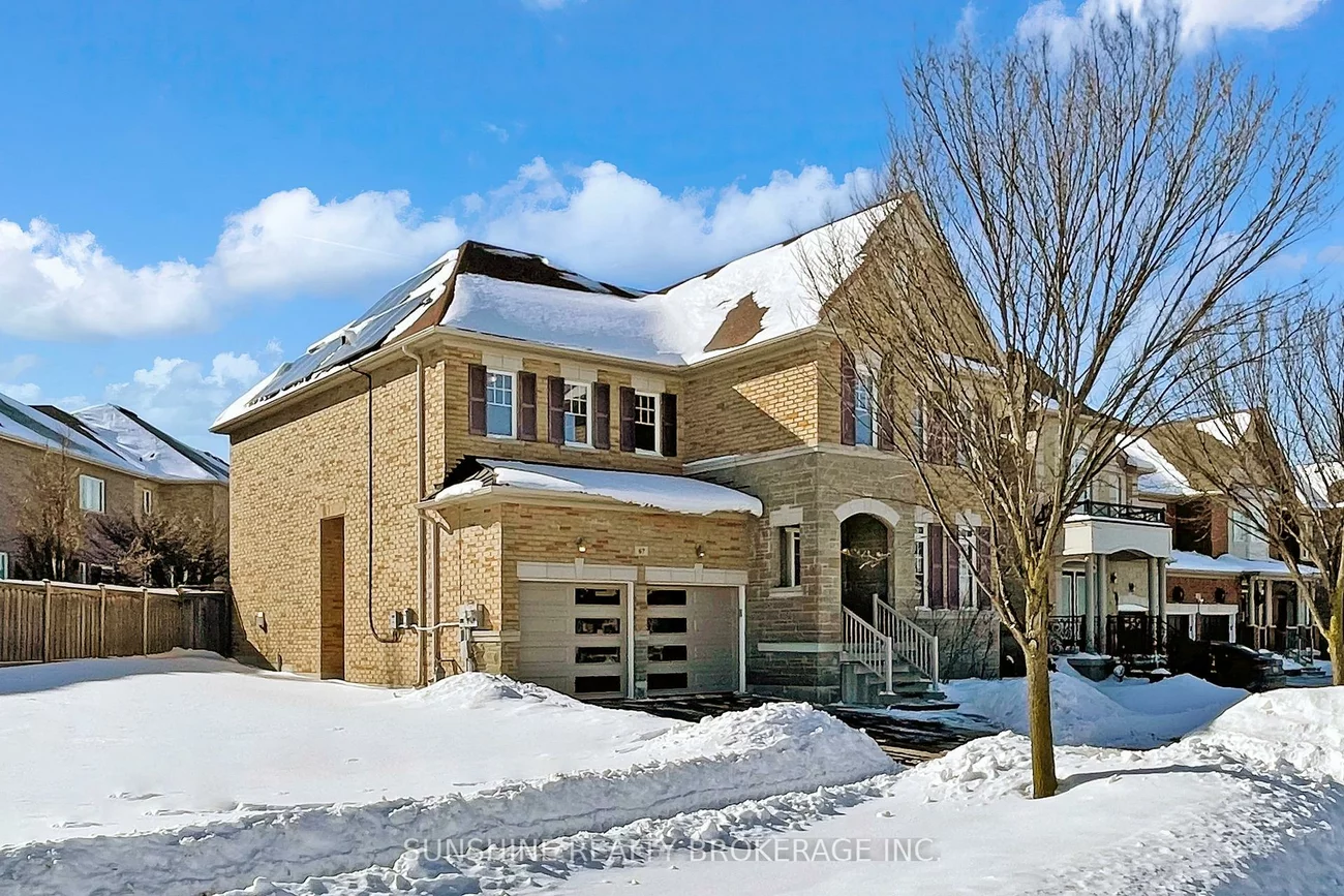 67, Pelister, Greensborough, Markham