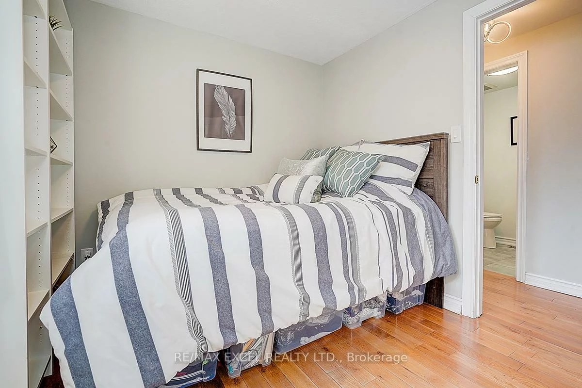 28, Holsworthy, German Mills, Markham