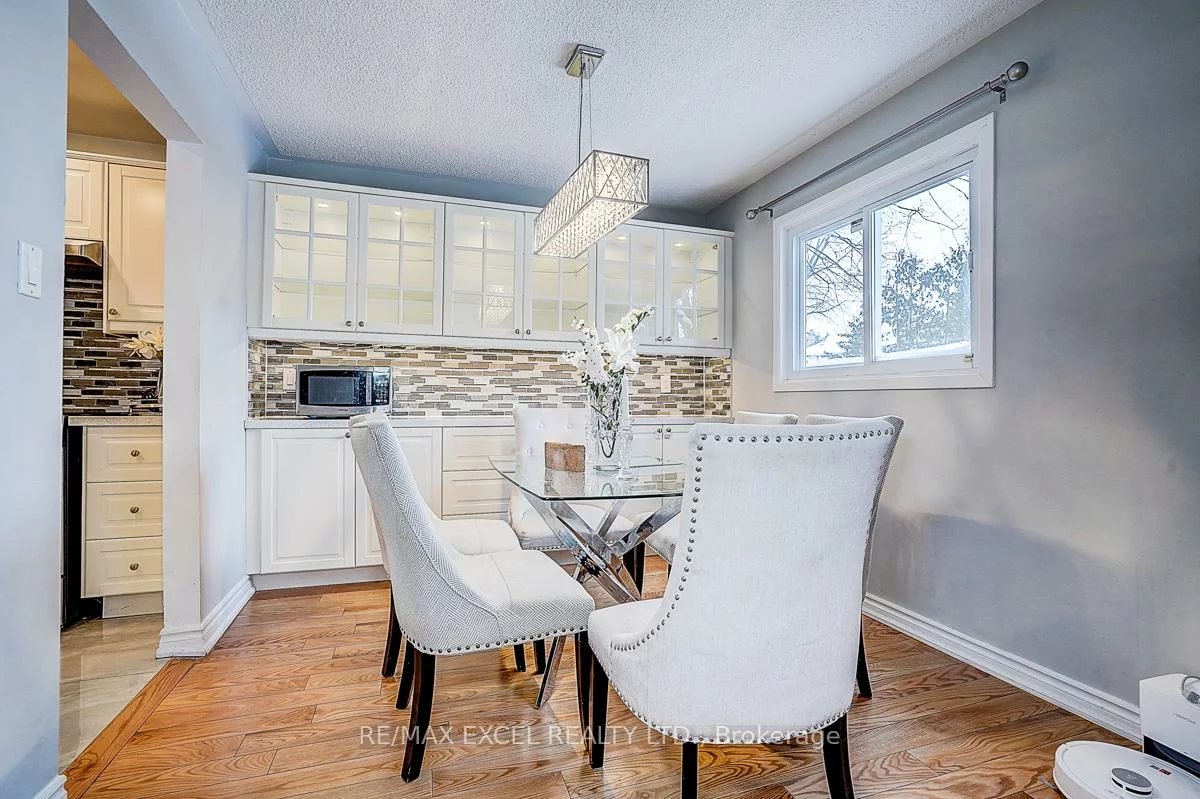 28, Holsworthy, German Mills, Markham