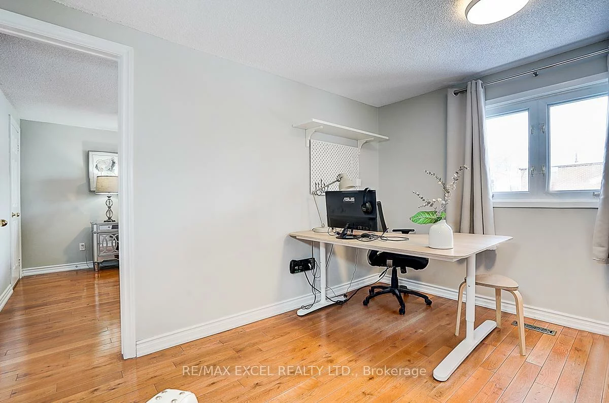 28, Holsworthy, German Mills, Markham