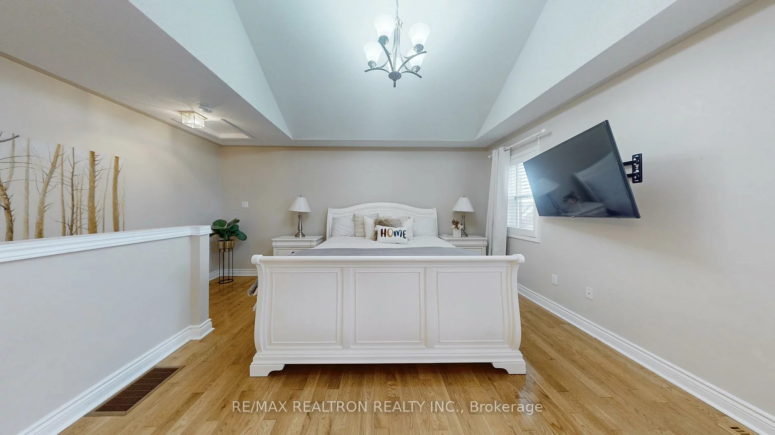 24, Glendennan, Cornell, Markham