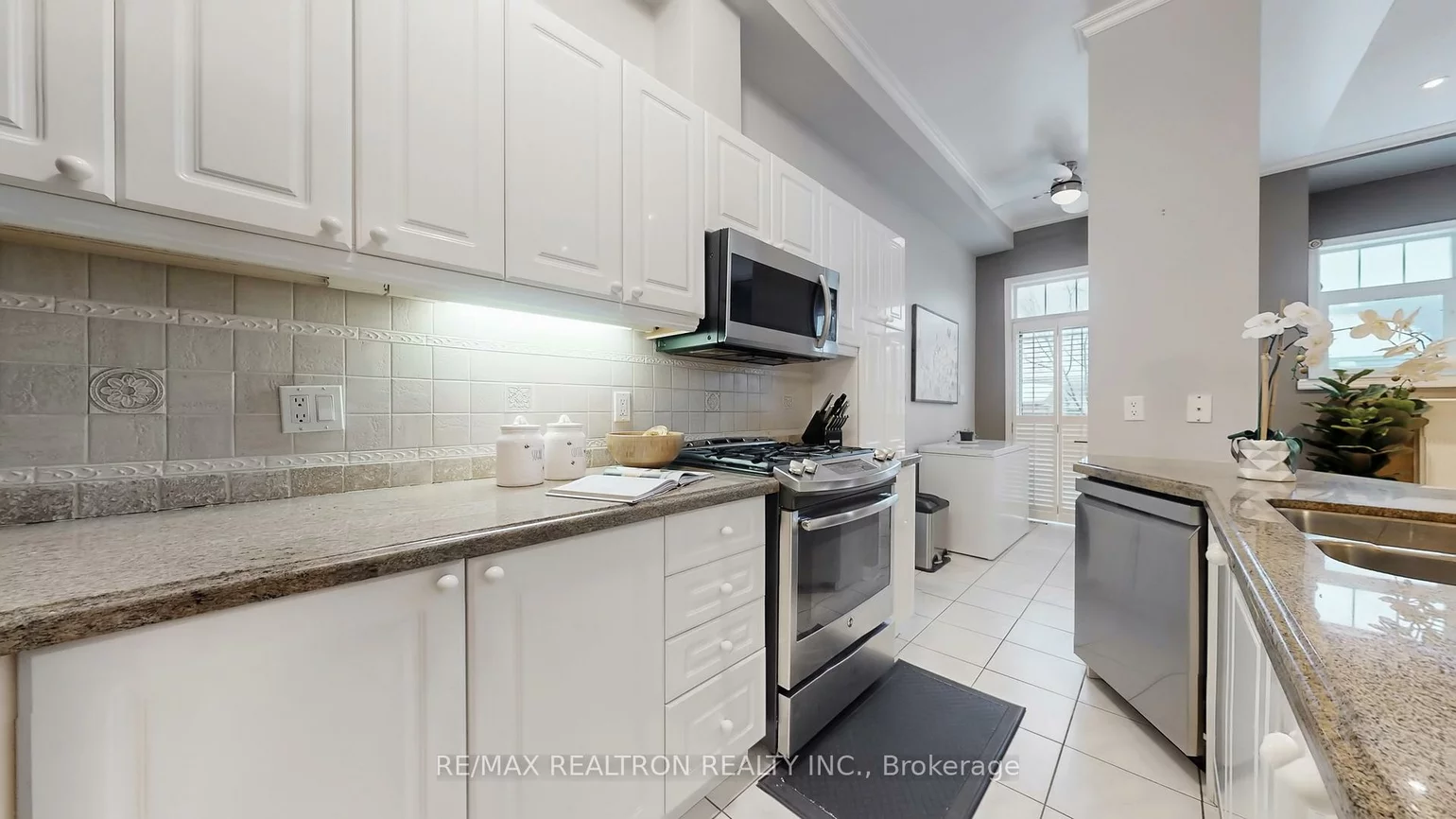 24, Glendennan, Cornell, Markham