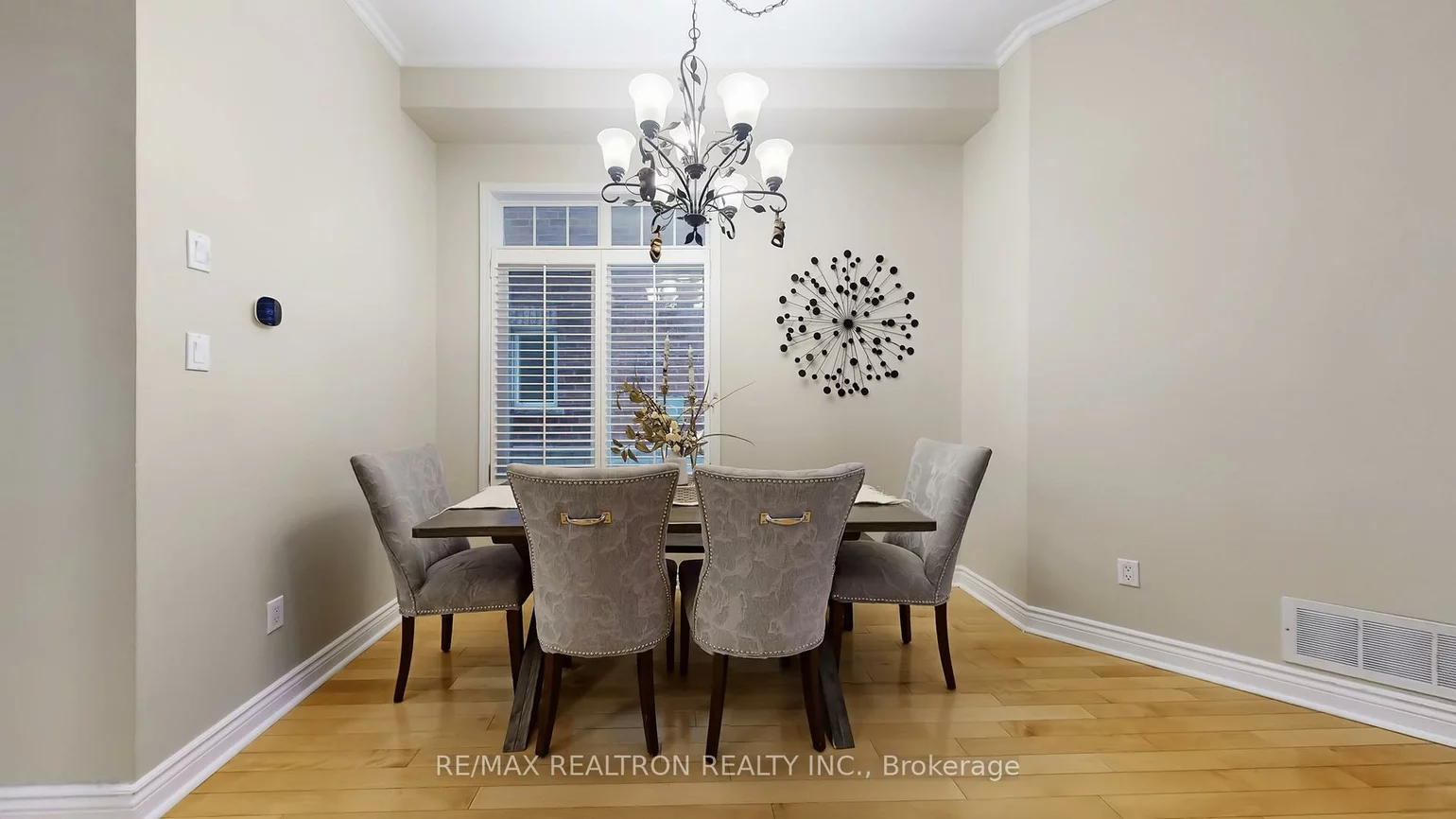 24, Glendennan, Cornell, Markham