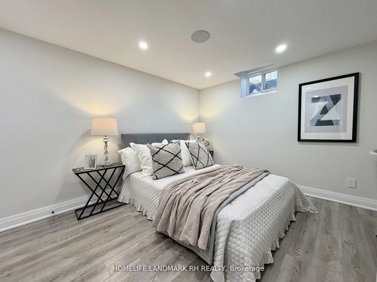 129, Golden Tulip, Cachet, Markham