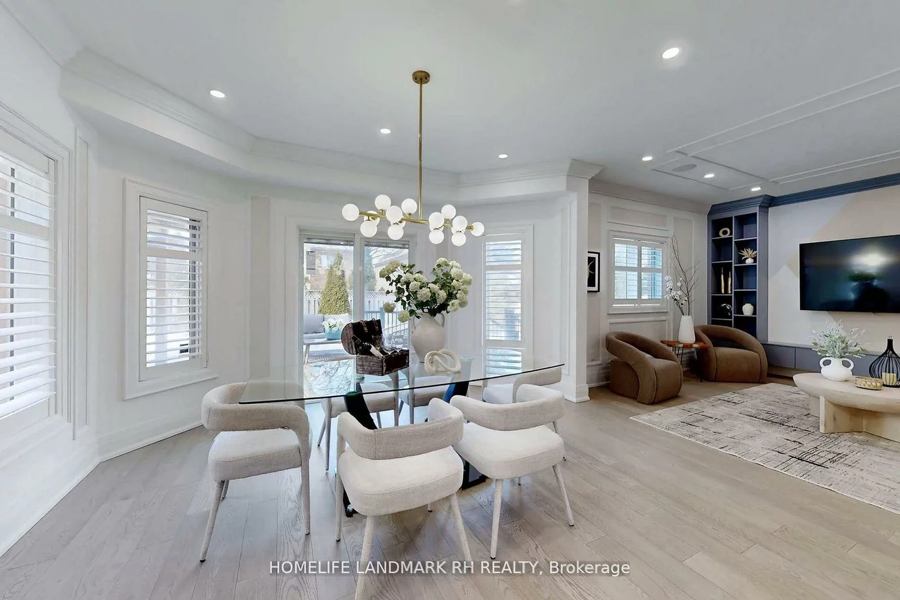 129, Golden Tulip, Cachet, Markham