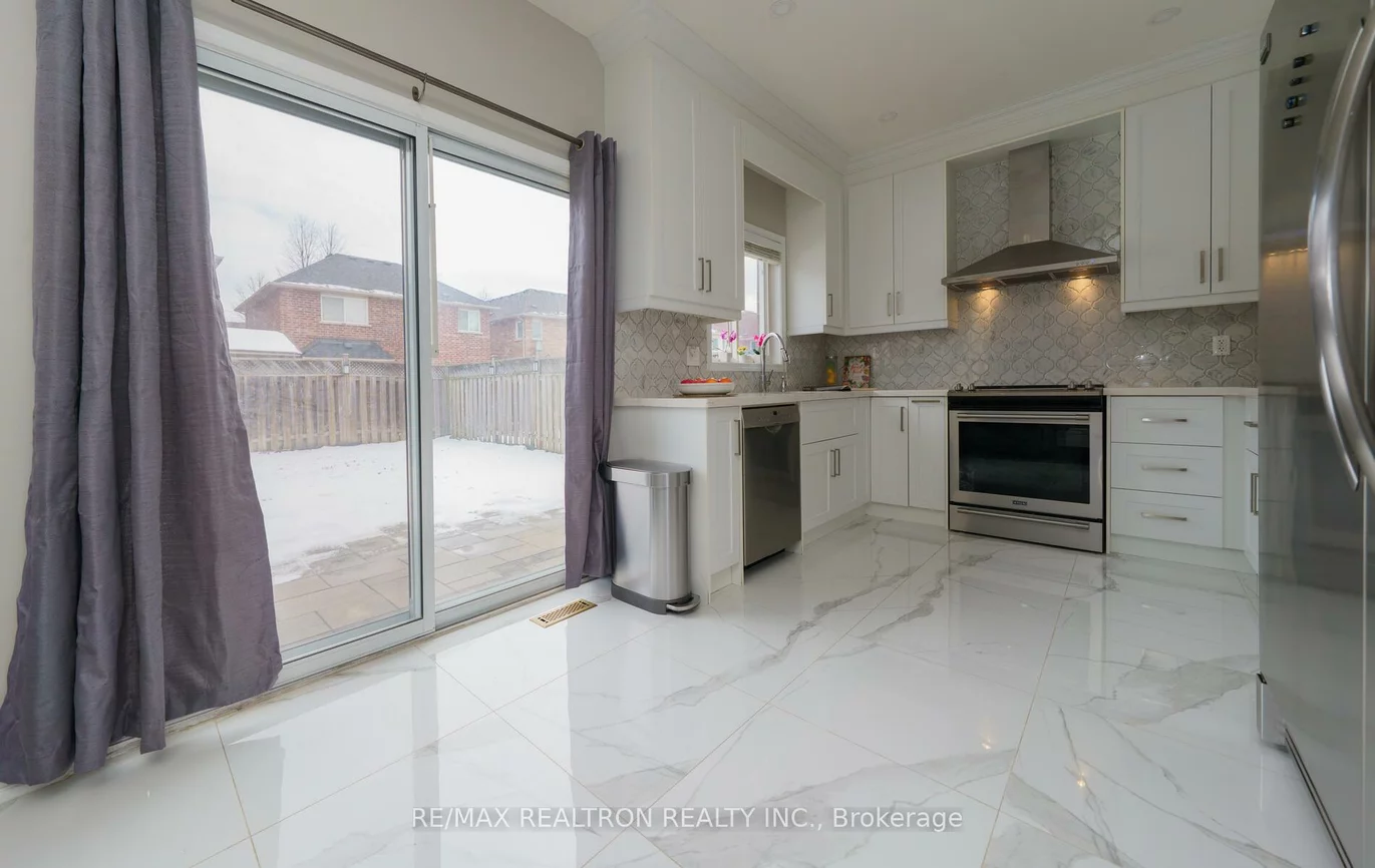 11, Vecchia, Wismer, Markham