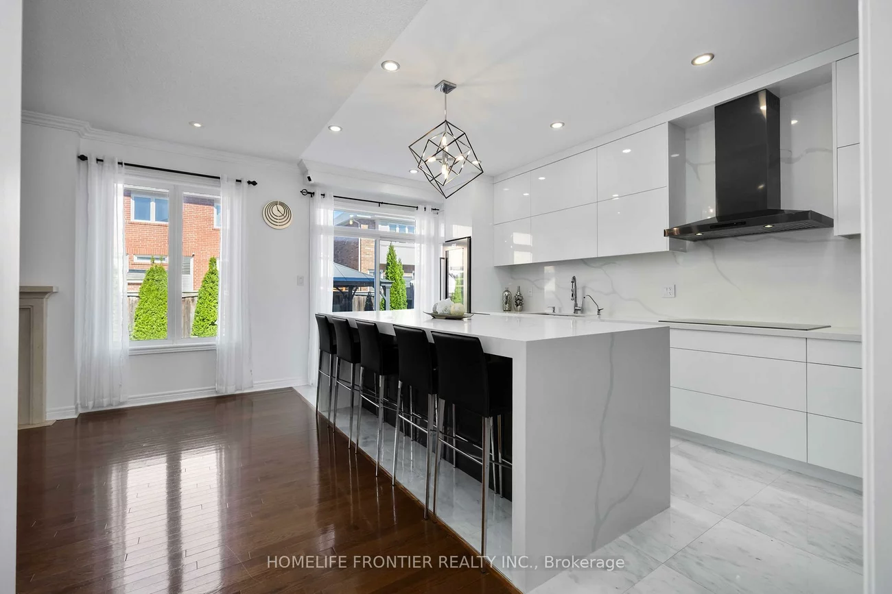 26, Barnstone, Wismer, Markham