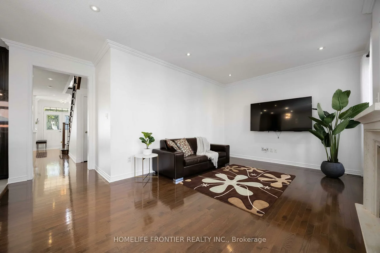 26, Barnstone, Wismer, Markham