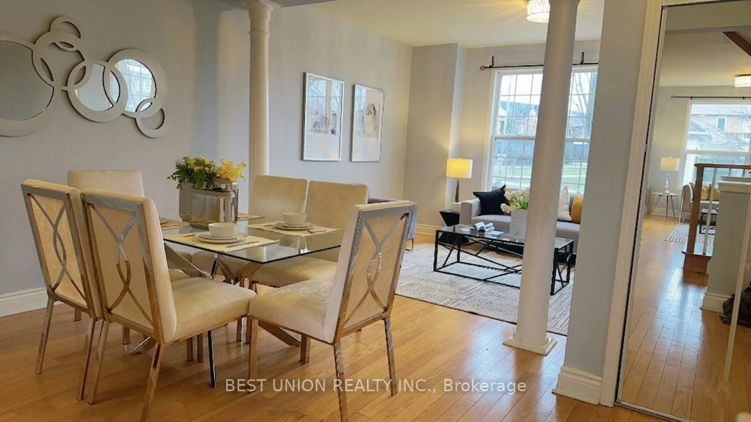 320, Country Glen, Cornell, Markham