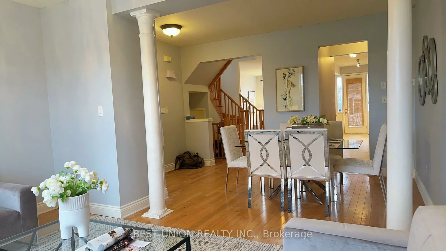 320, Country Glen, Cornell, Markham