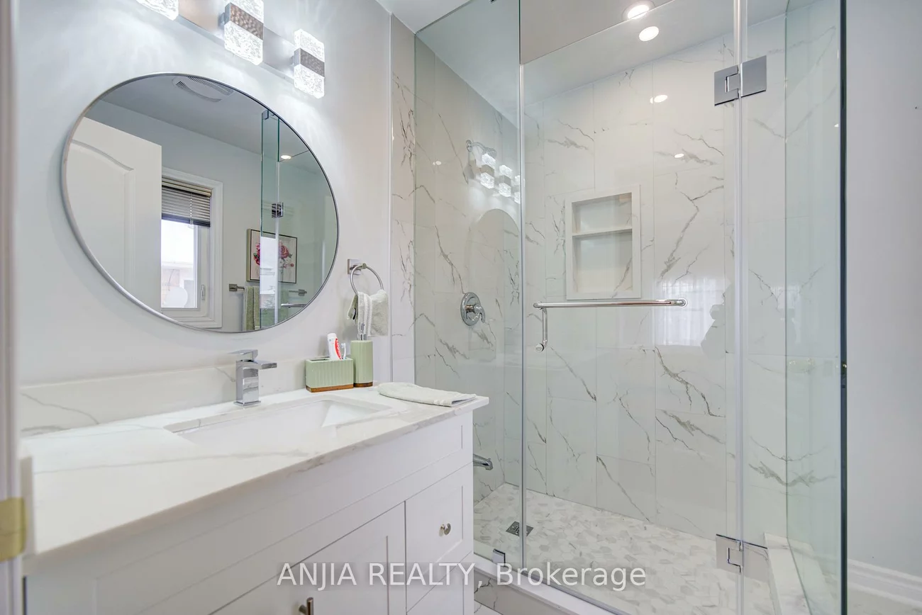 145, Beckenridge, Milliken Mills East, Markham