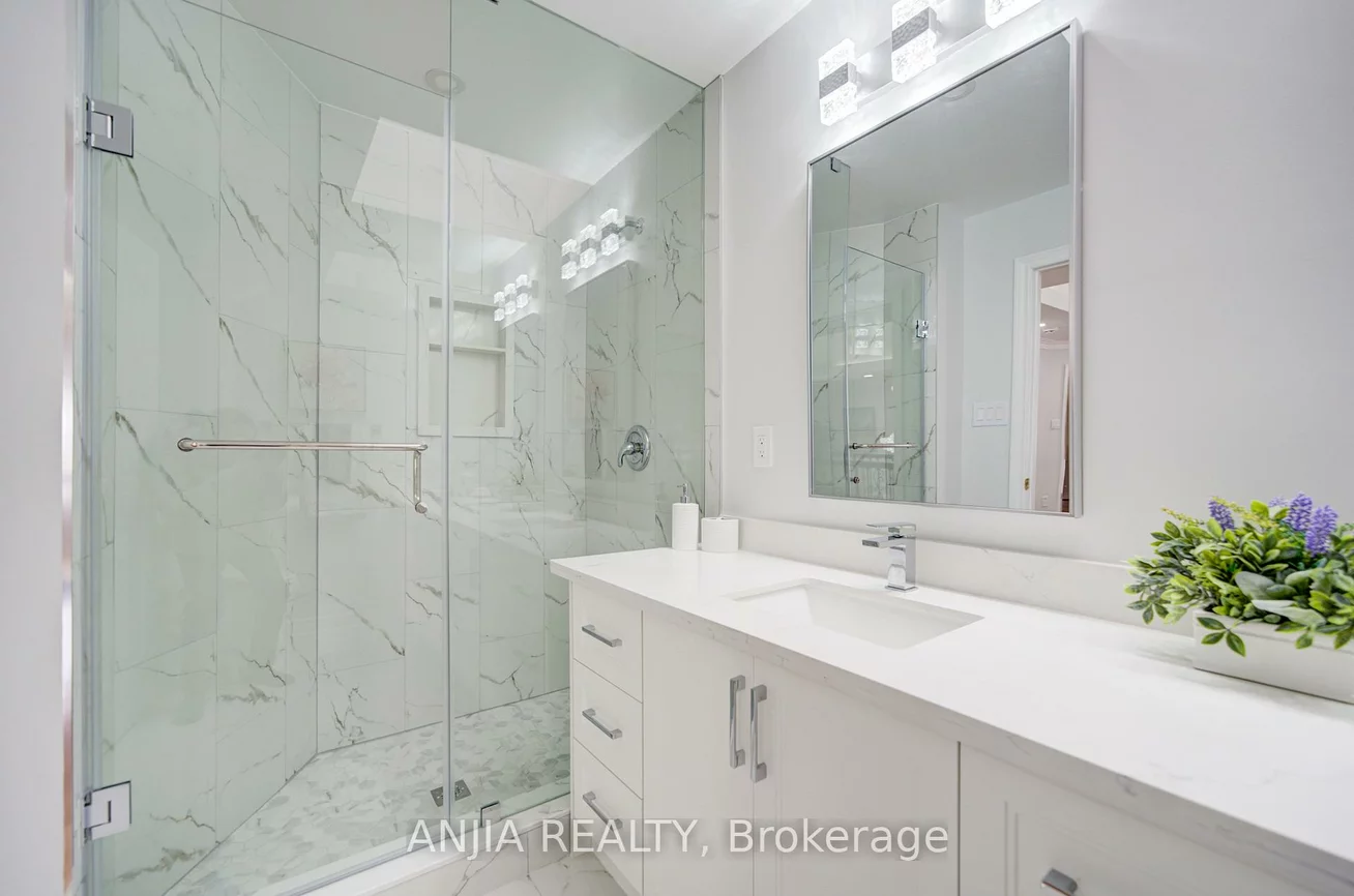 145, Beckenridge, Milliken Mills East, Markham