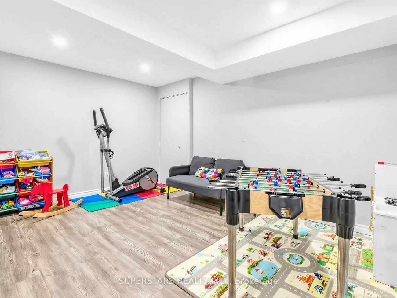 7, Wilcliff, Greensborough, Markham