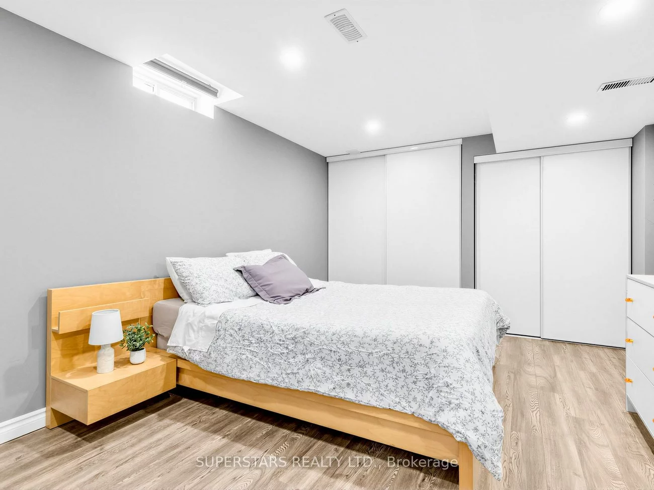 7, Wilcliff, Greensborough, Markham