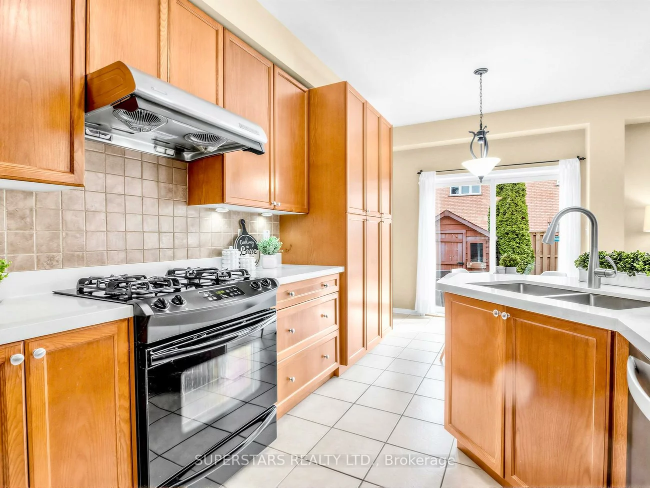 7, Wilcliff, Greensborough, Markham