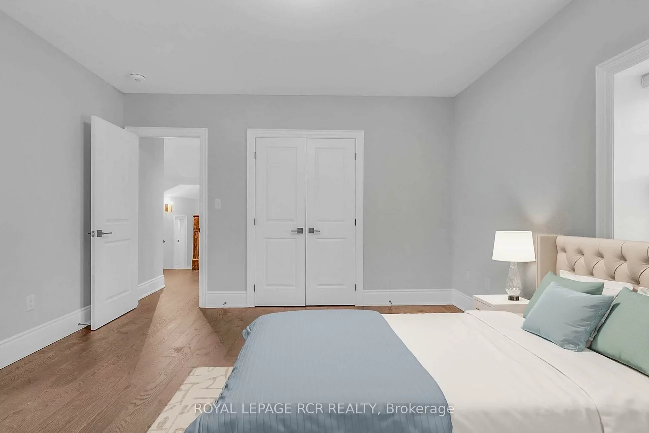 10961, Victoria Square, Victoria Square, Markham