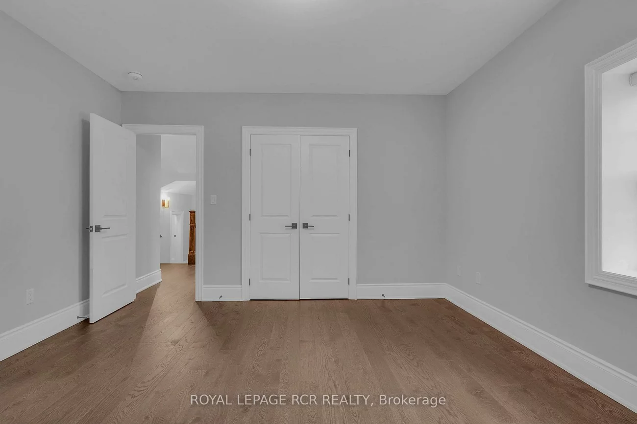 10961, Victoria Square, Victoria Square, Markham