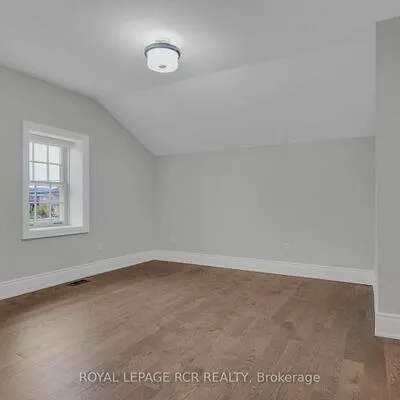 10961, Victoria Square, Victoria Square, Markham