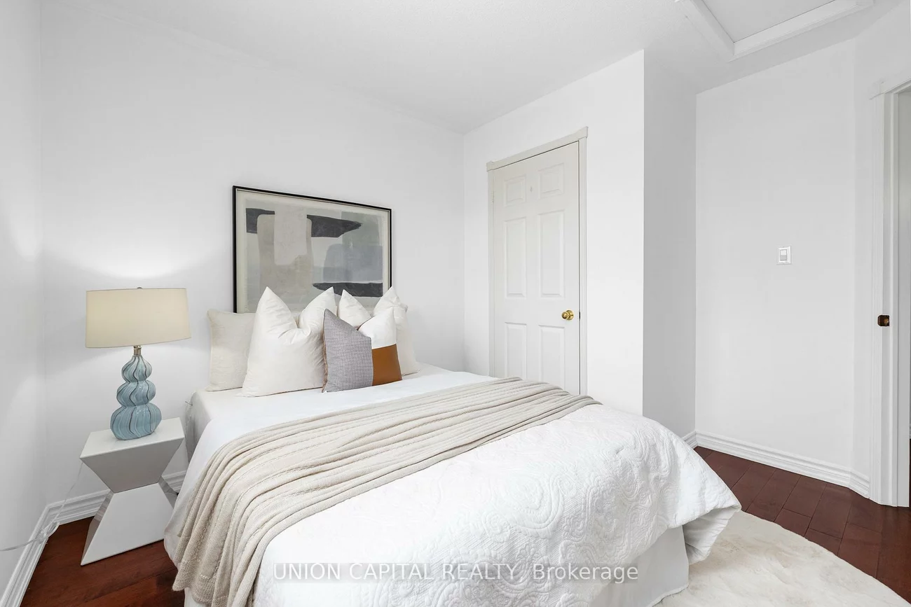 29, Queen's Plate, Angus Glen, Markham