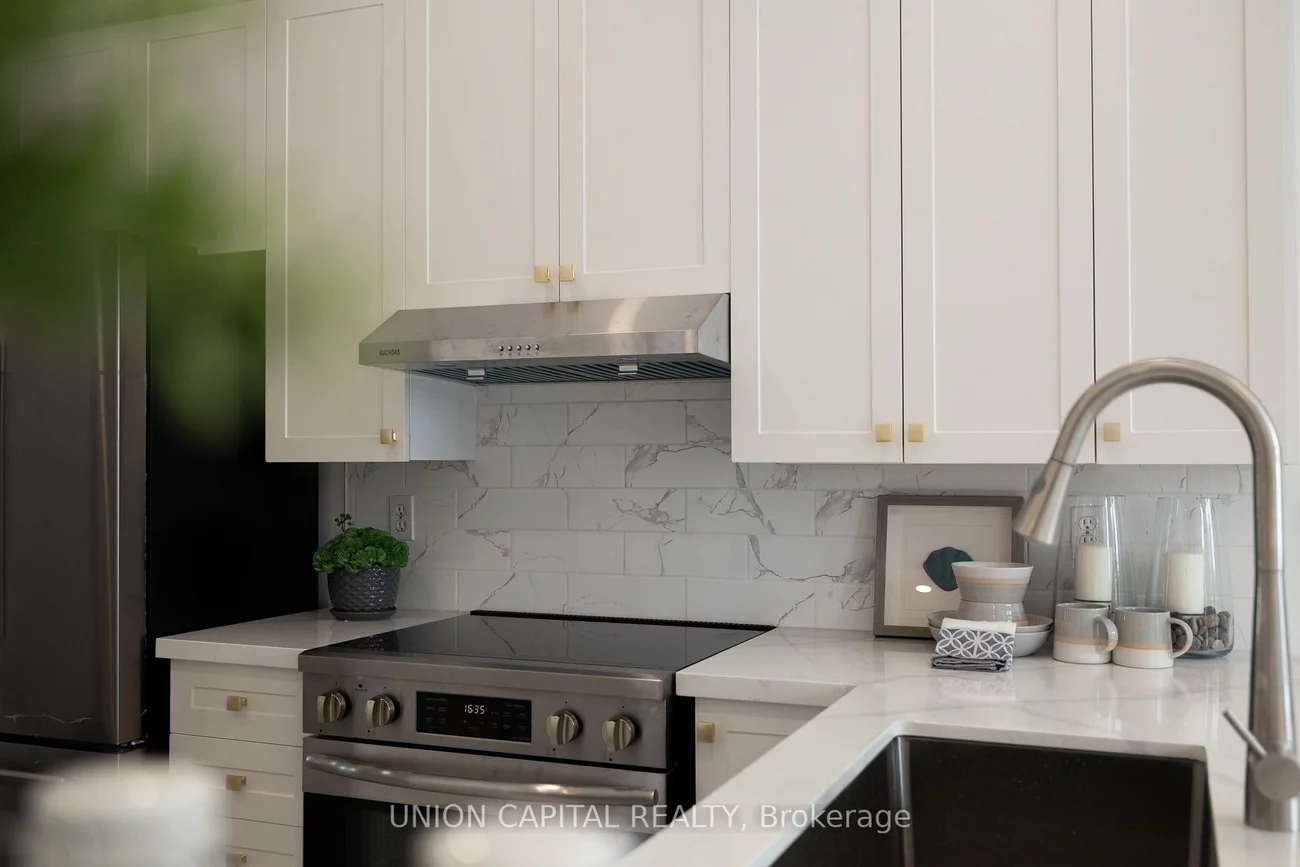 29, Queen's Plate, Angus Glen, Markham