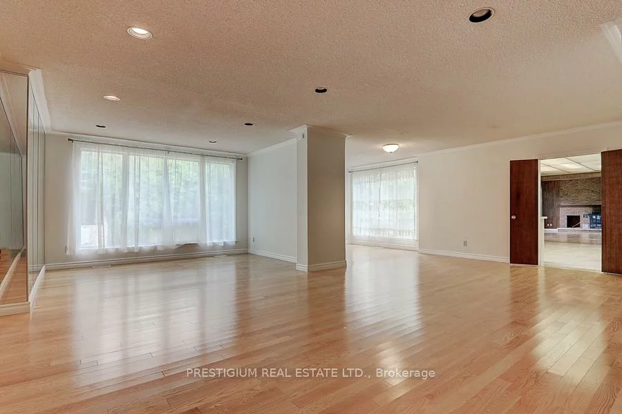 57, Laureleaf, Bayview Glen, Markham