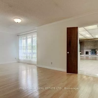 57, Laureleaf, Bayview Glen, Markham