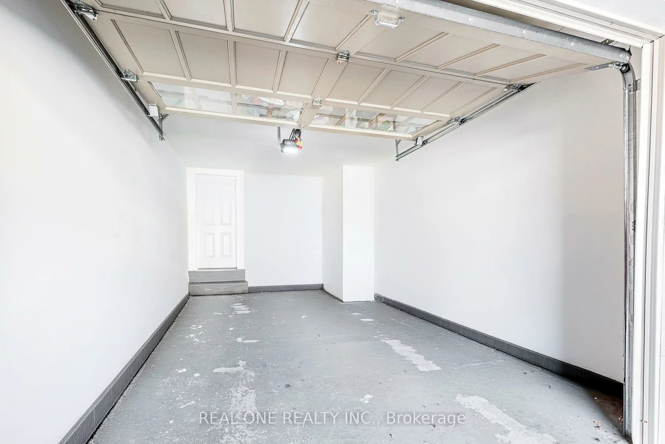 4798, 16th, Berczy, Markham