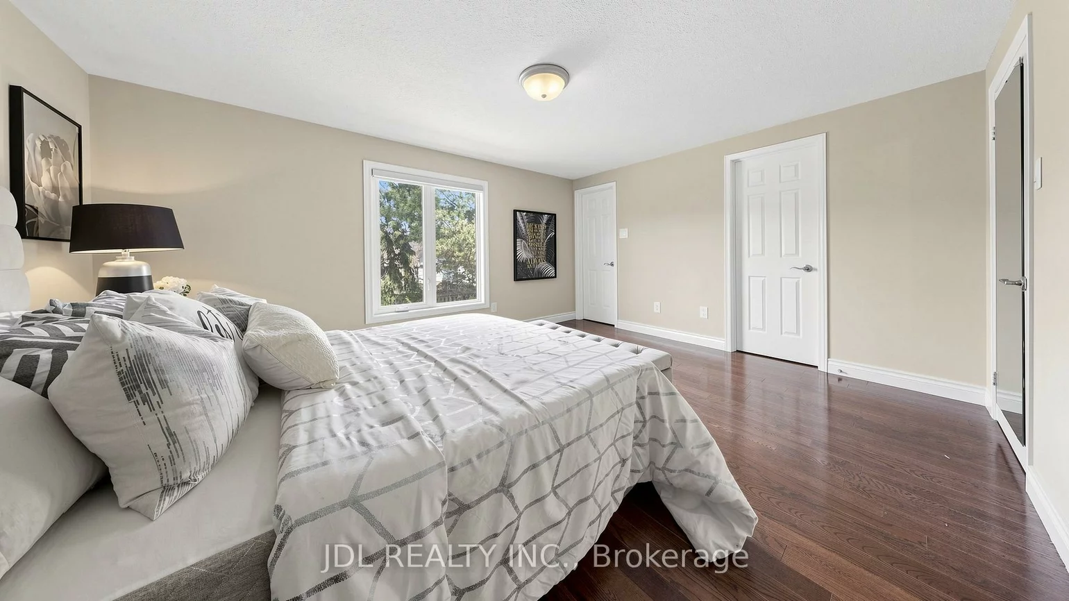 16, Breckonwood, Aileen-Willowbrook, Markham