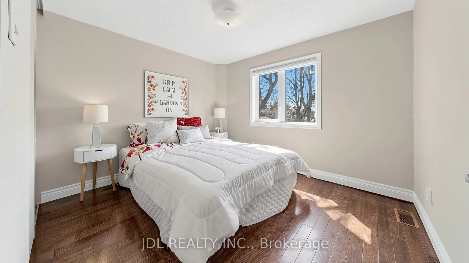 16, Breckonwood, Aileen-Willowbrook, Markham