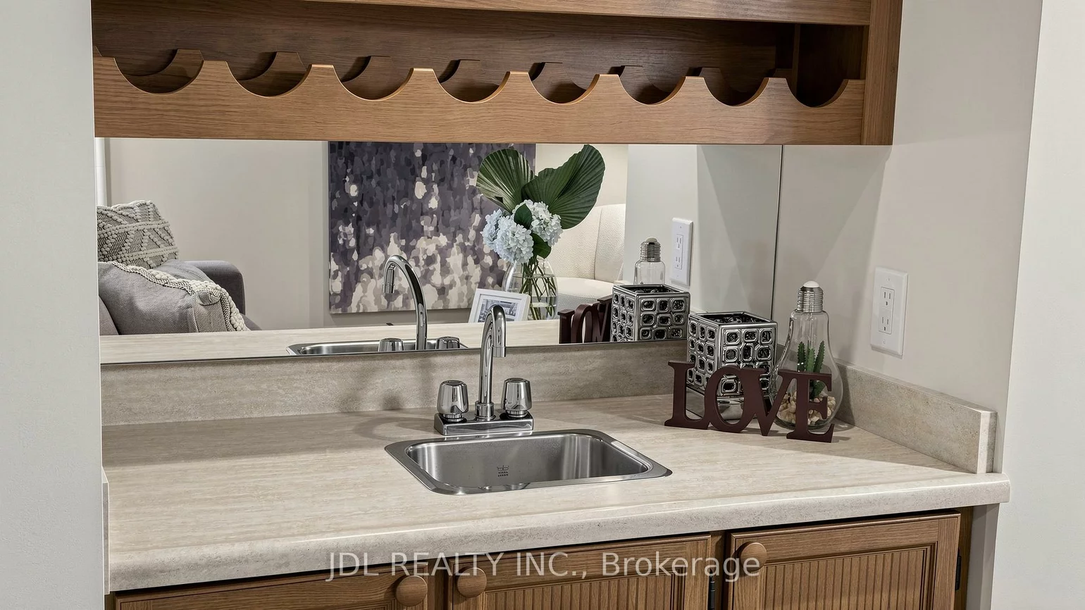 16, Breckonwood, Aileen-Willowbrook, Markham