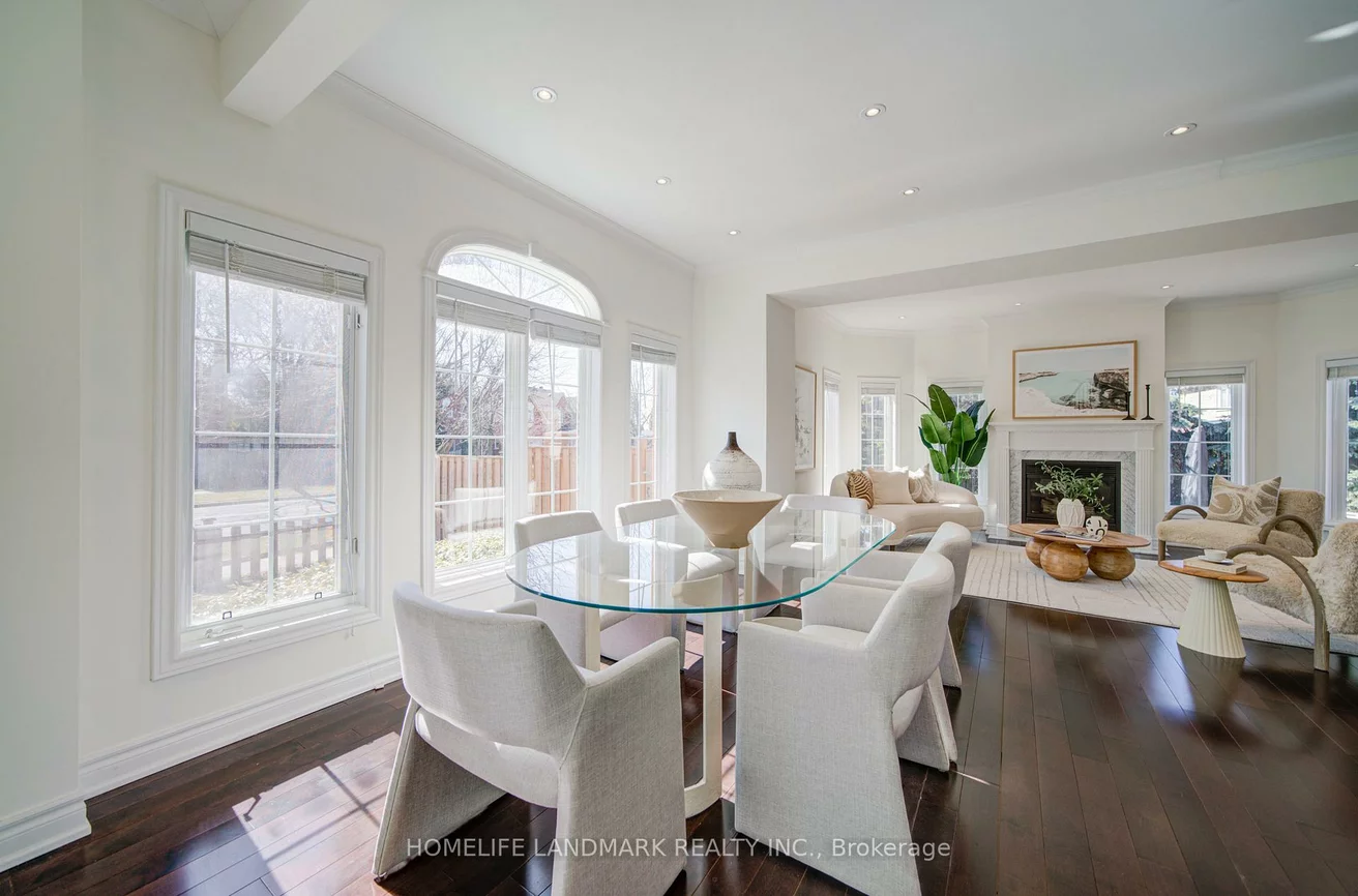 282, Manhattan, Markville, Markham