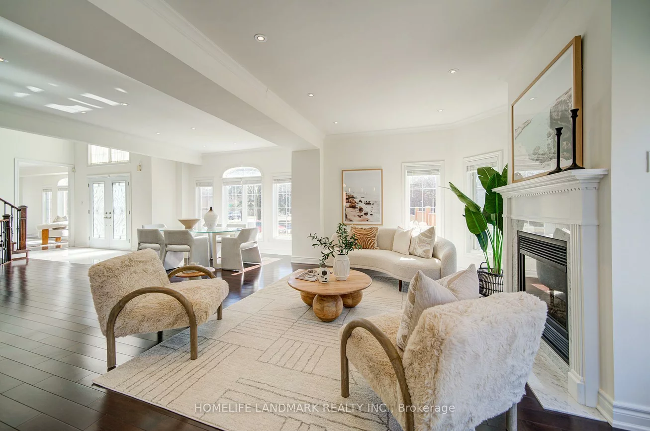 282, Manhattan, Markville, Markham