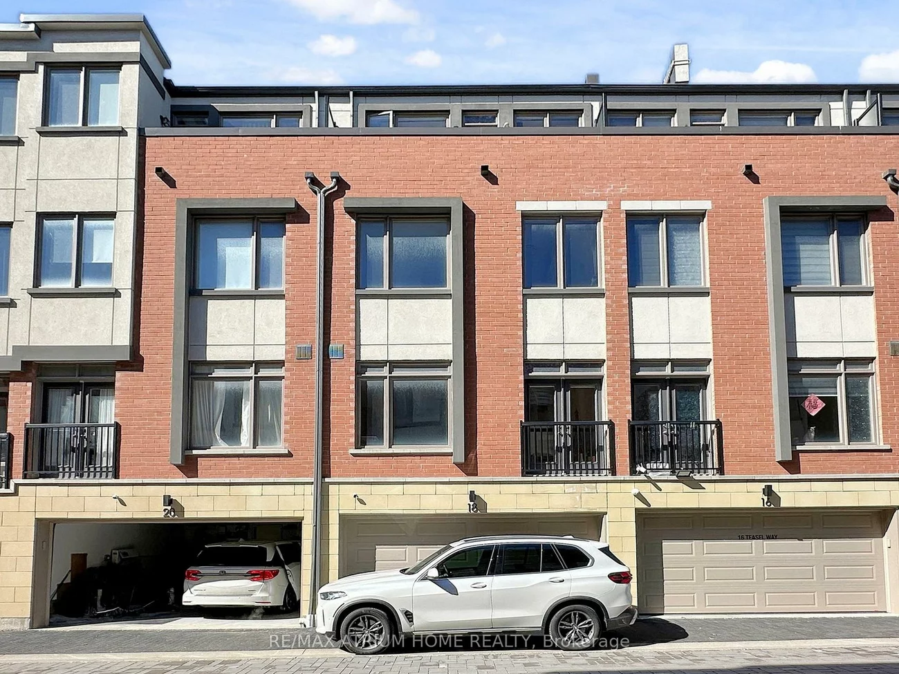 18, Teasel, Unionville, Markham