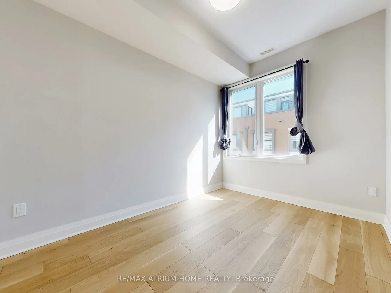 18, Teasel, Unionville, Markham