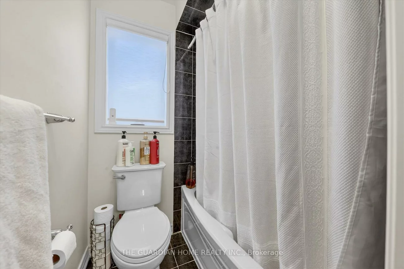 22, Riverwalk, Box Grove, Markham