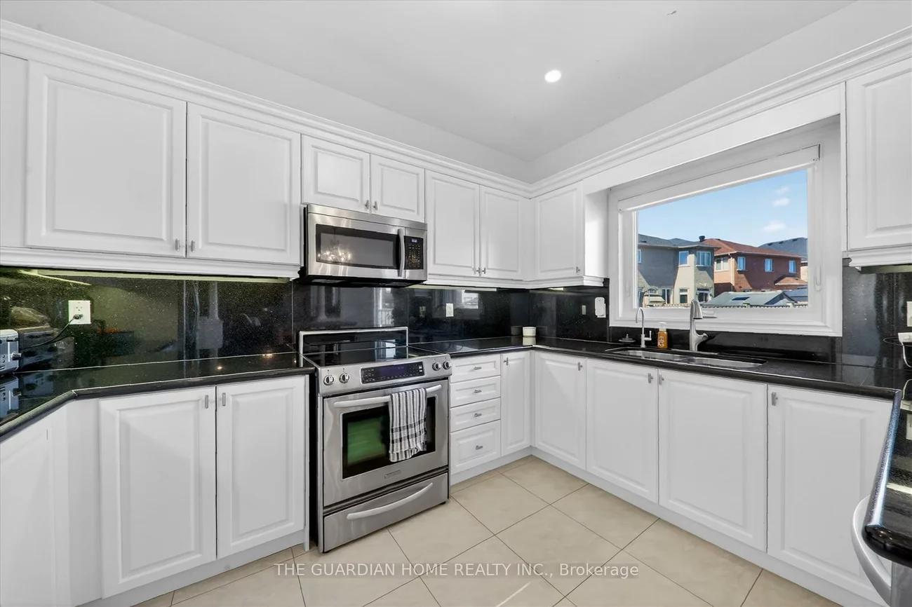 22, Riverwalk, Box Grove, Markham