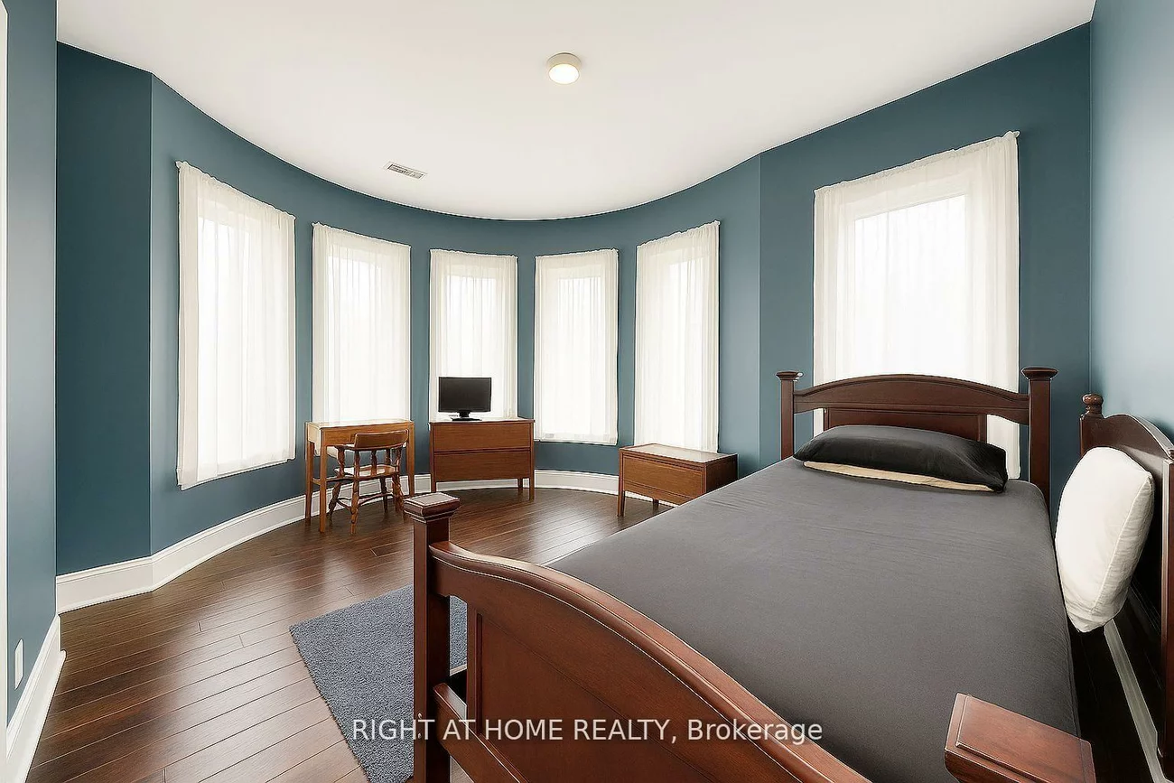 250, Church, Markham Village, Markham