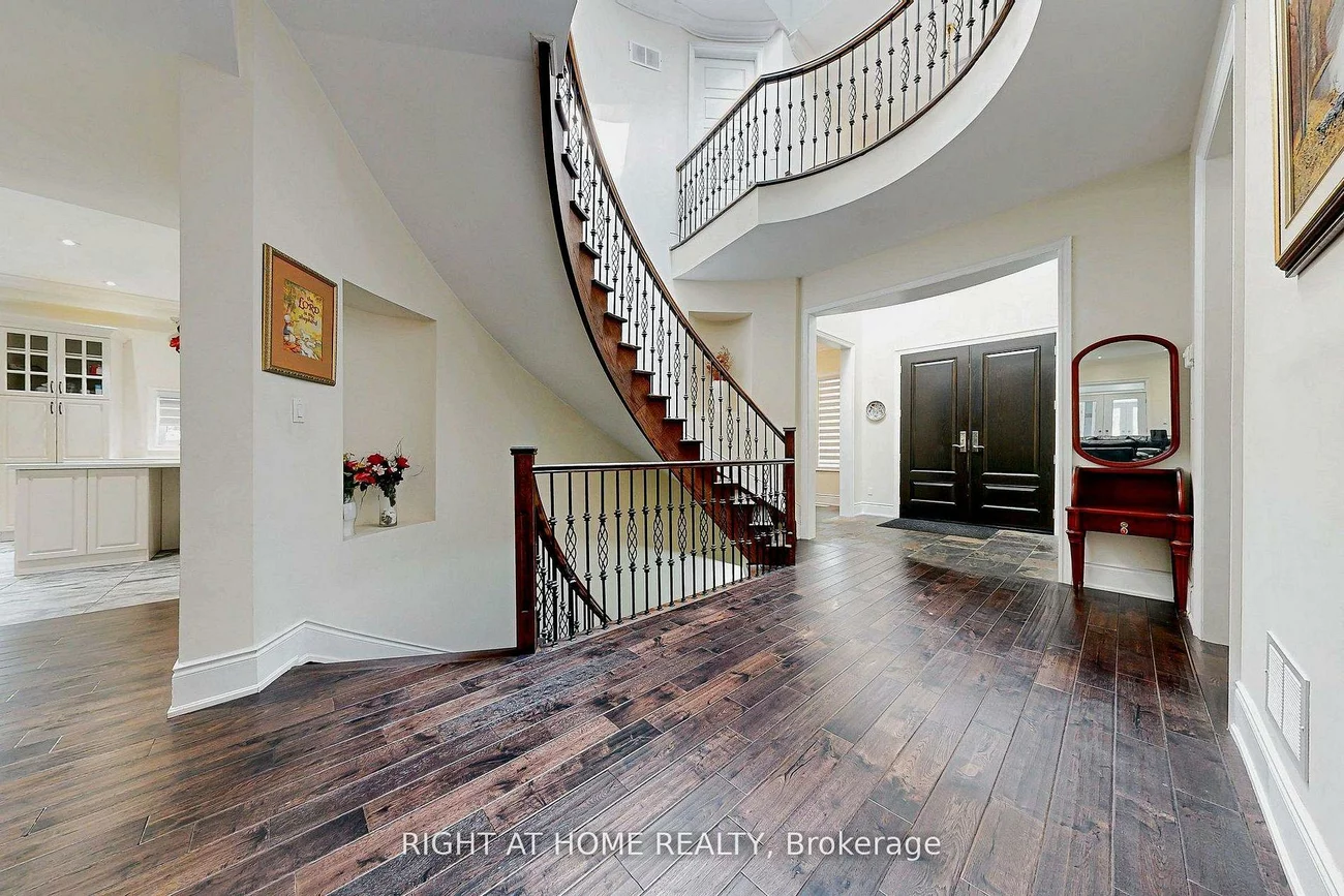 250, Church, Markham Village, Markham