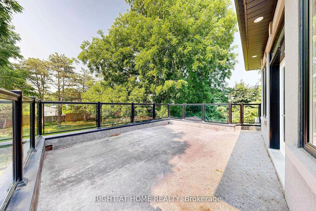 250, Church, Markham Village, Markham