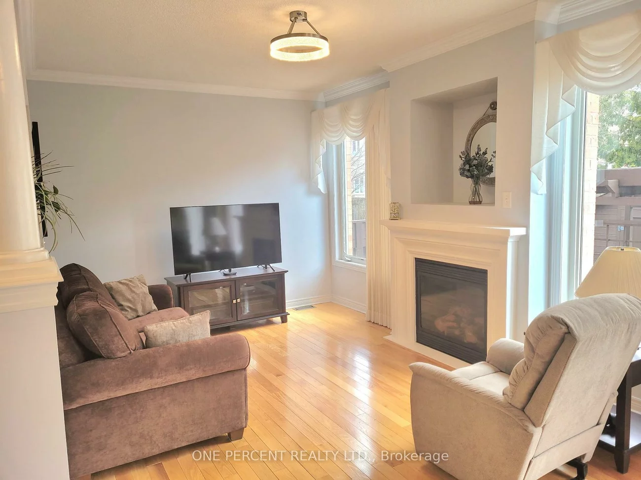 19, Lundy, Box Grove, Markham