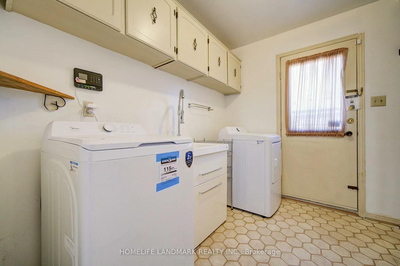 129, Fincham, Markham Village, Markham