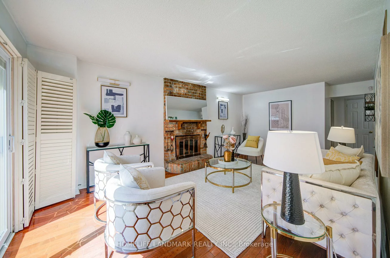 129, Fincham, Markham Village, Markham