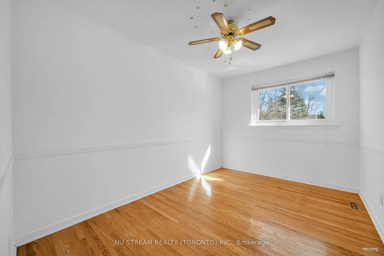 18, Emily Carr, Unionville, Markham