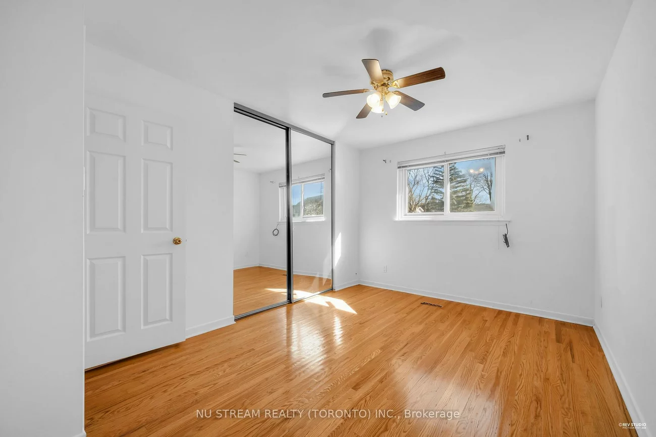 18, Emily Carr, Unionville, Markham