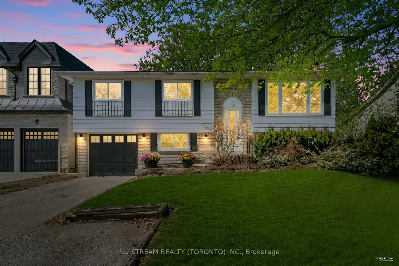 18, Emily Carr, Unionville, Markham